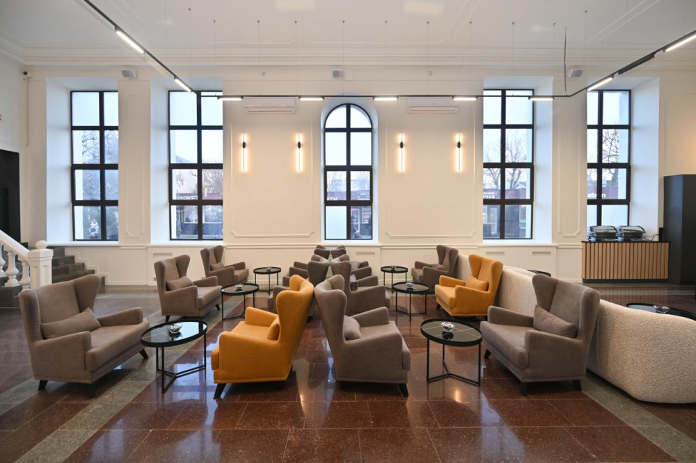 Порно жас үй тәжірибесіз орыс секс Киевтегі порно