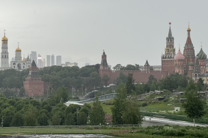 Отмечаем Международный женский день в Москве